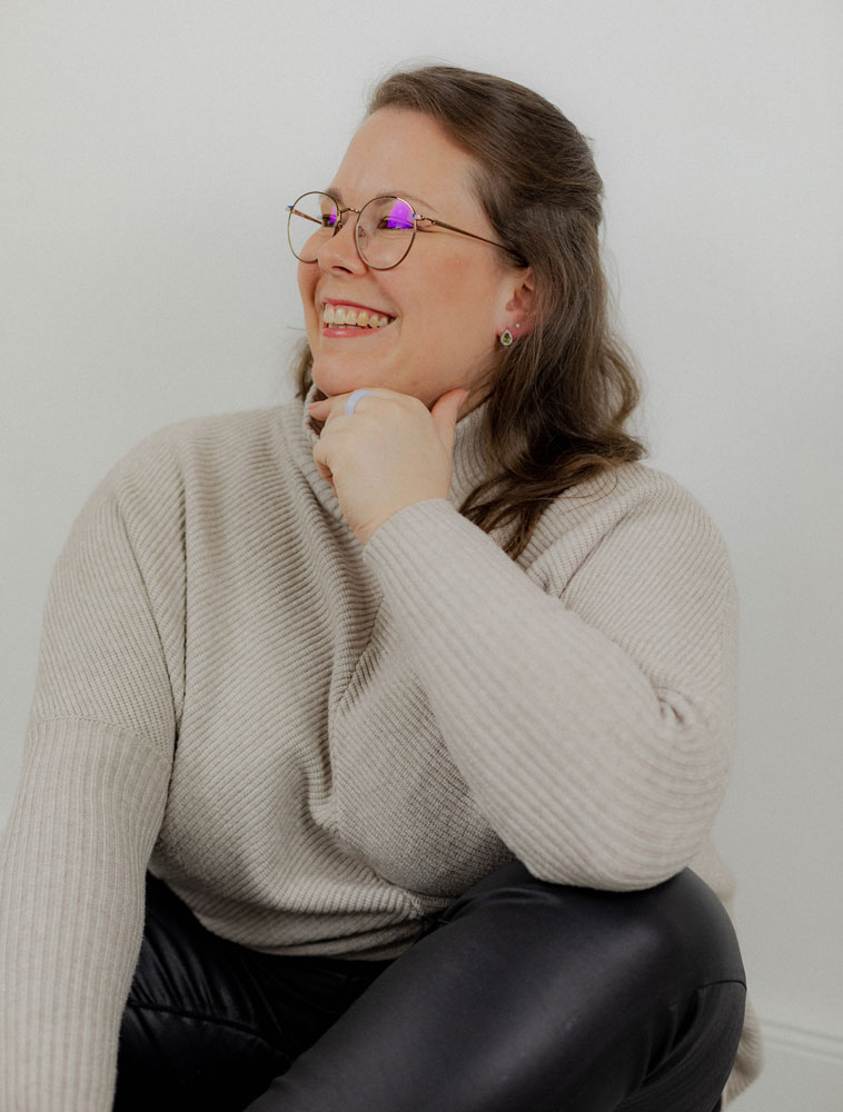 Miriam kahle about header 02